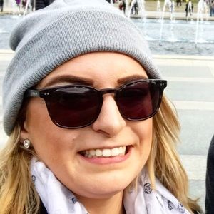 Meet your Posher, Amber